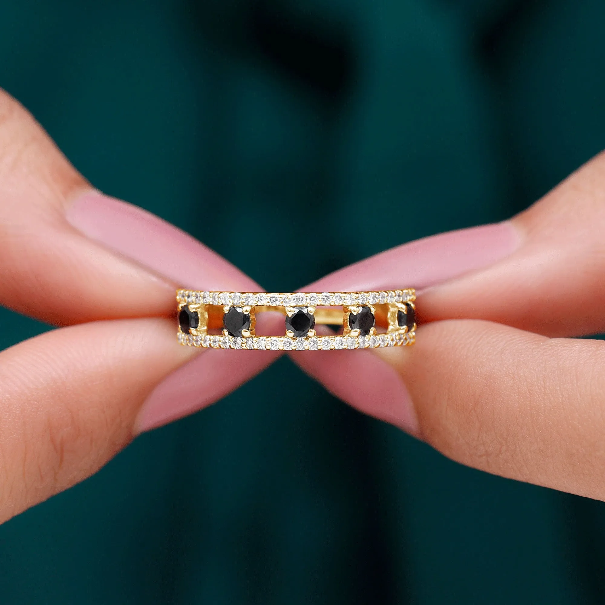 1 CT Classic Black Onyx and Diamond Band Ring