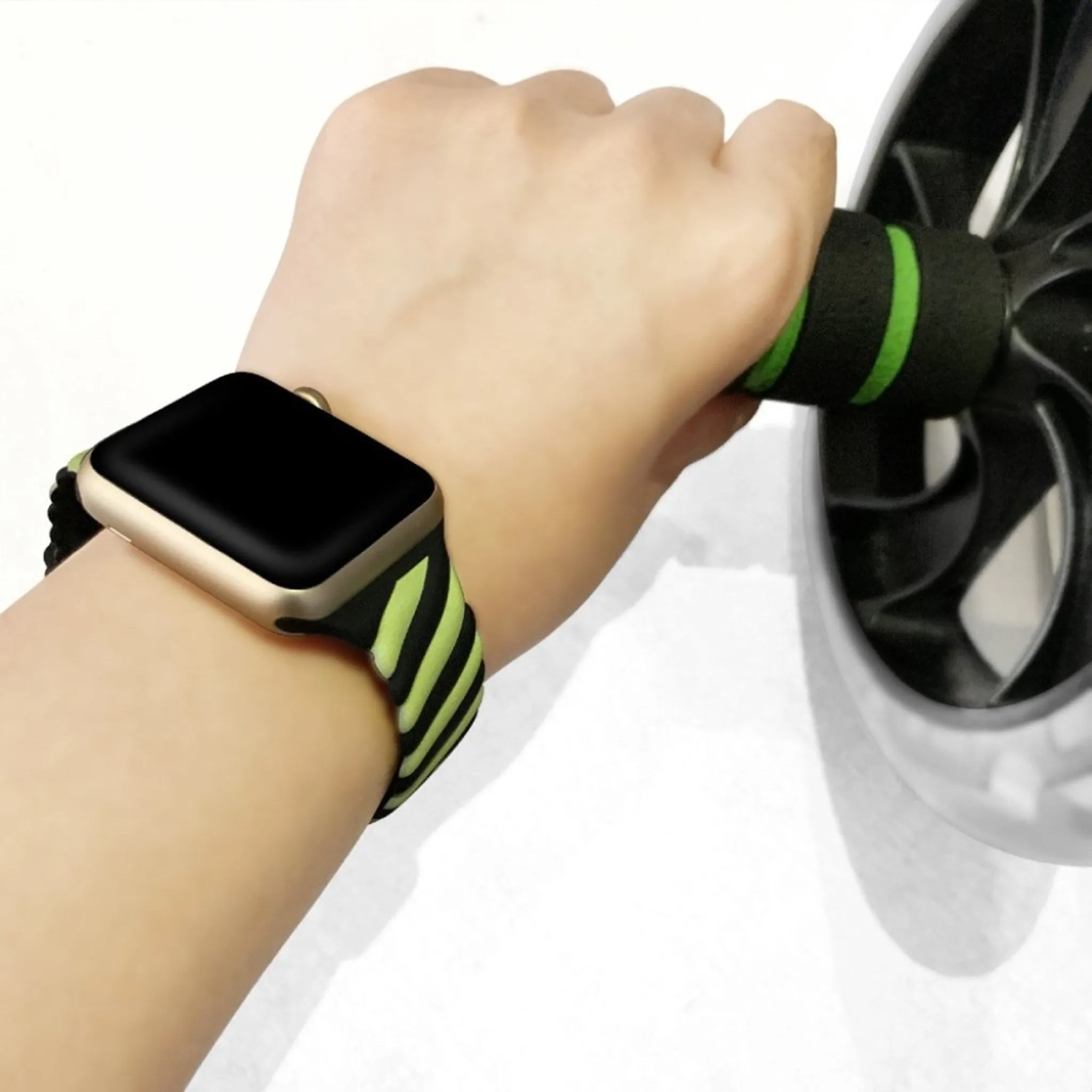 Apple Watch 44mm unique color twist silicone watch strap - Green / Black