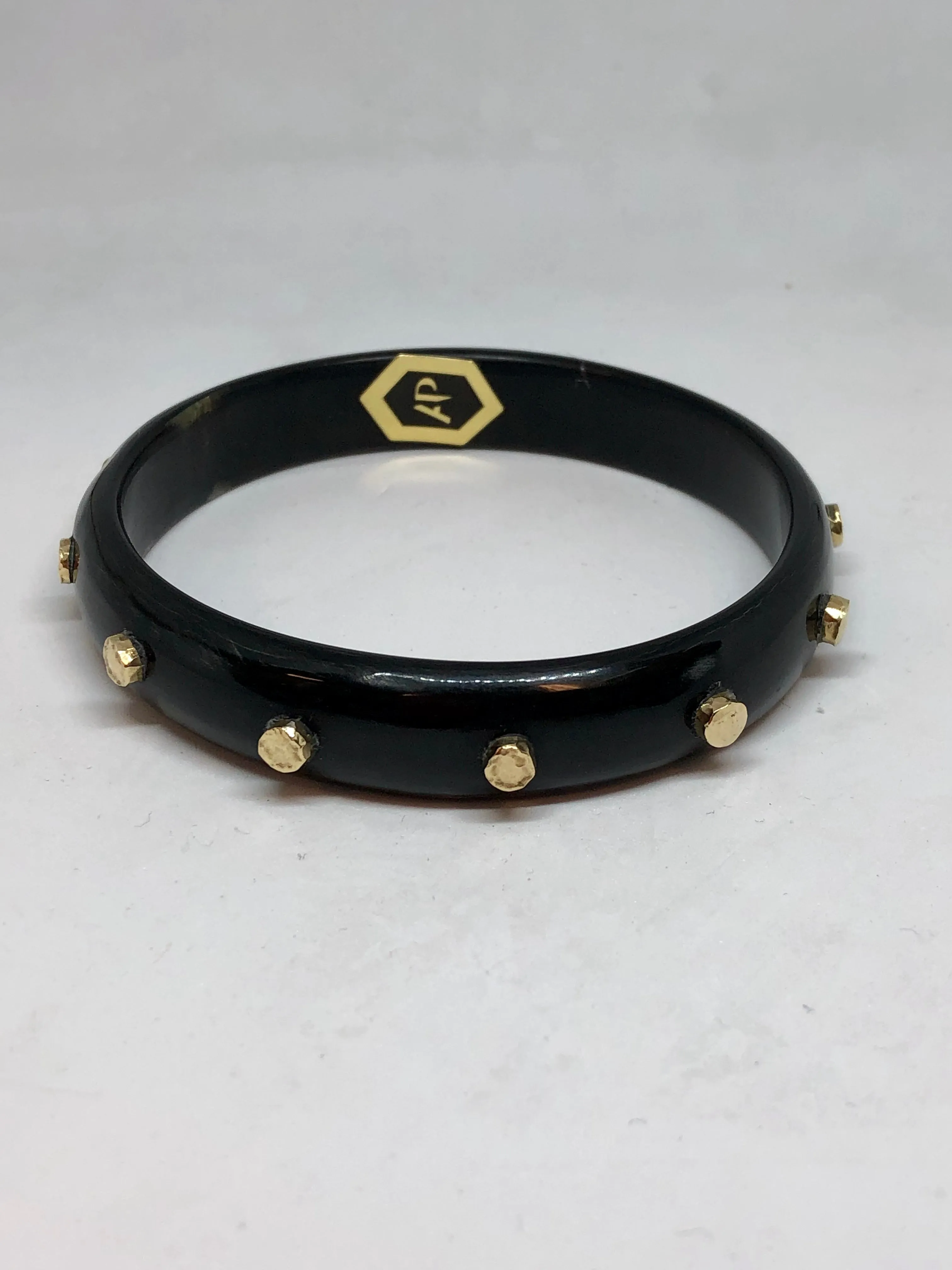 Ashley Pittman Afya Bangle in Dark Horn