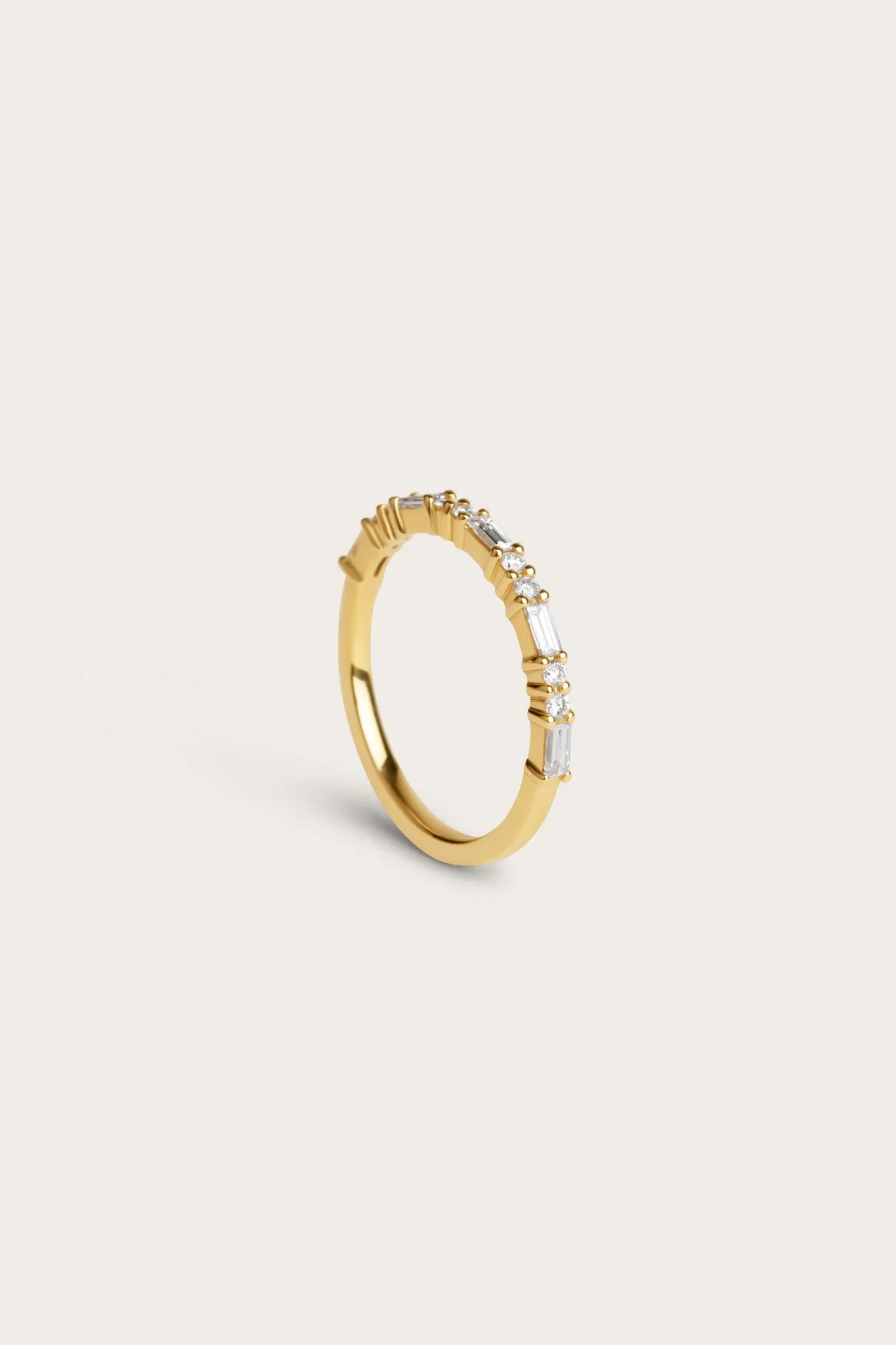 Baguette & Round Diamond Ring