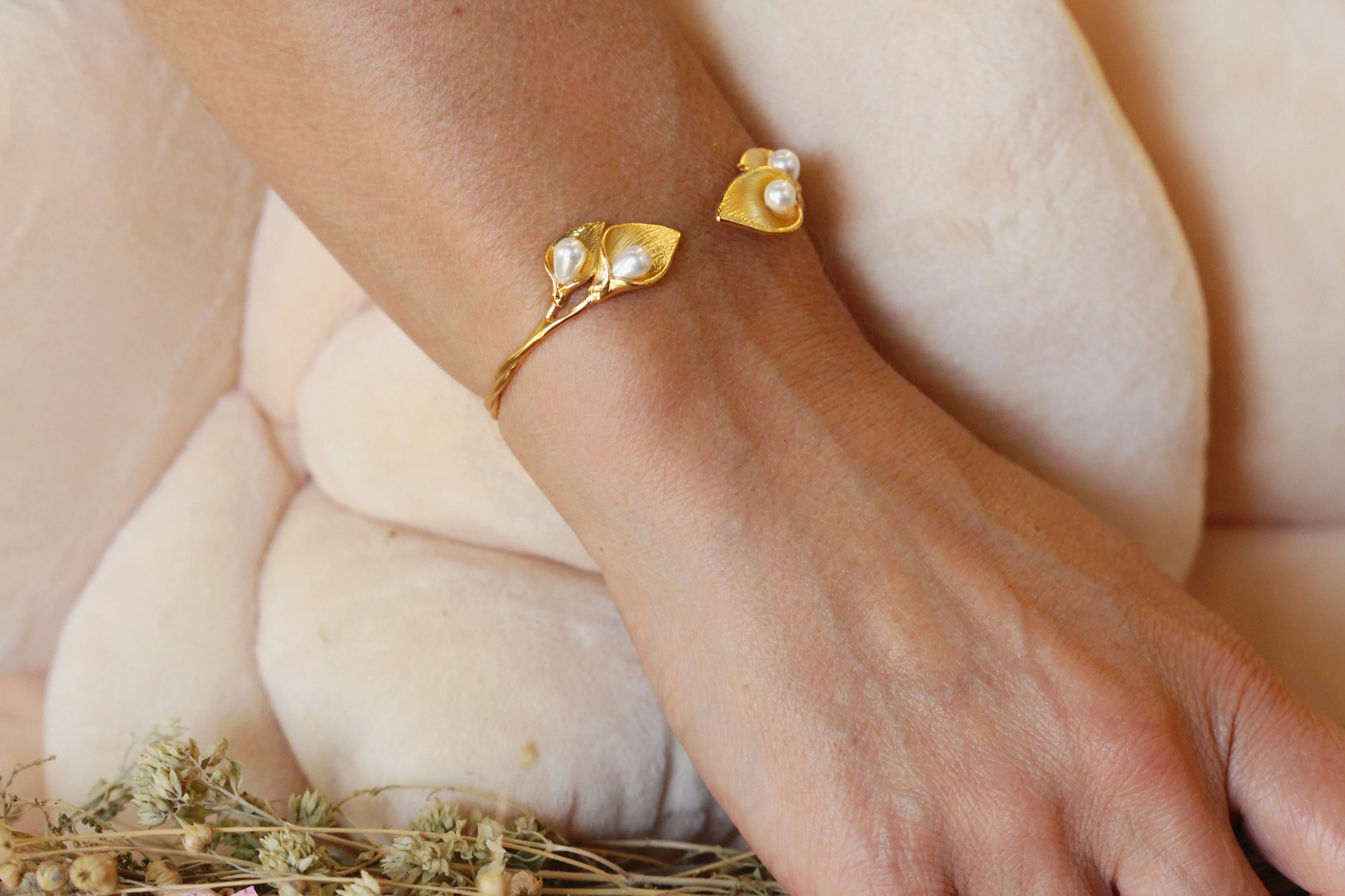 Calla Lily Branch Bracelet