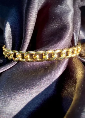 Chain Link Bangle in Gold