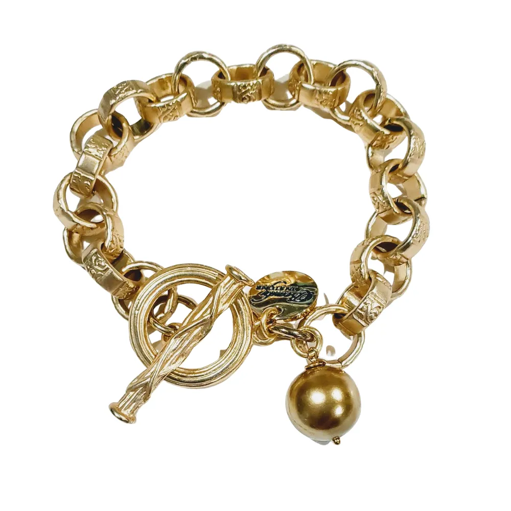 Chain Link Bracelet With Gold Pearl