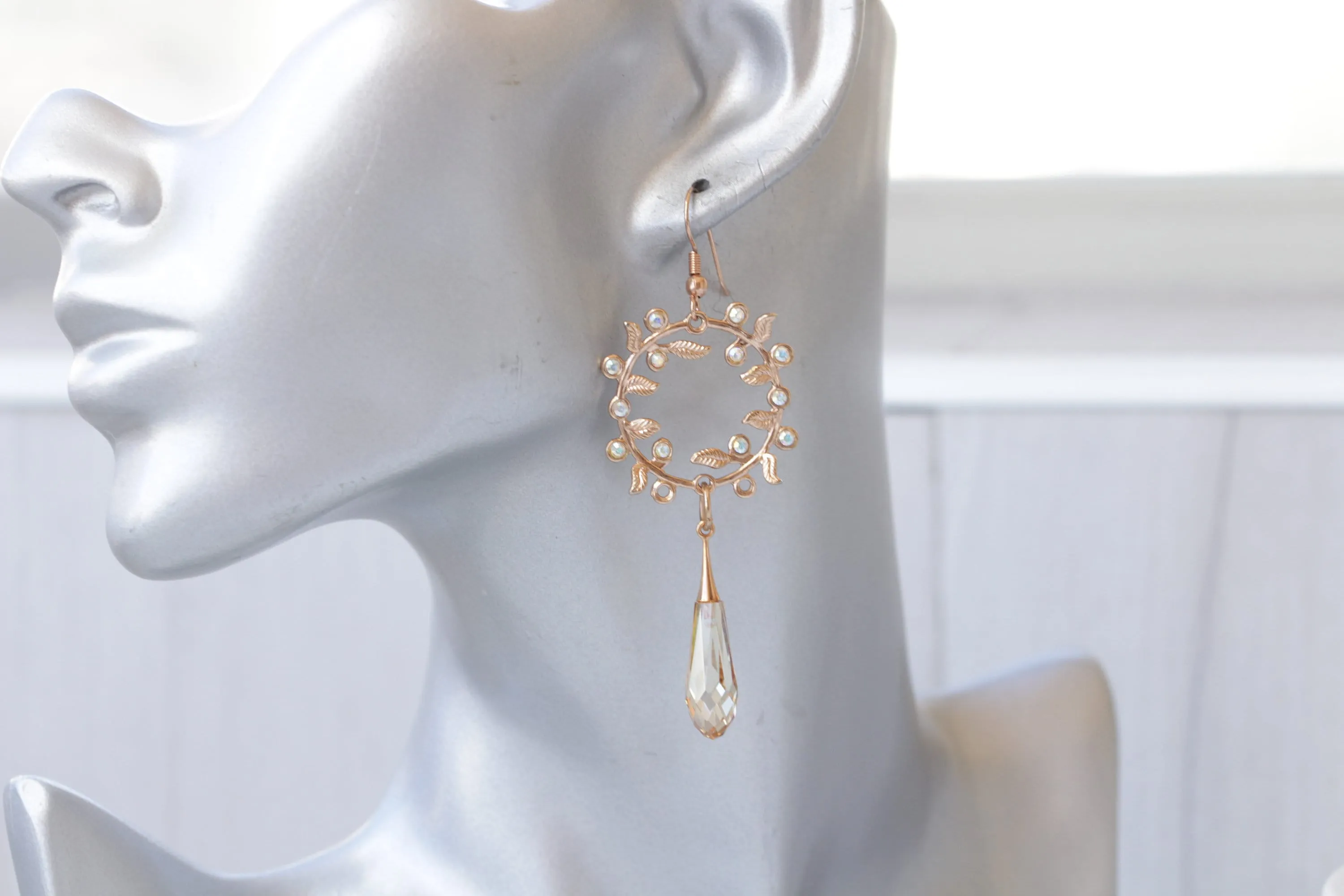 CHAMPAGNE  EARRINGS