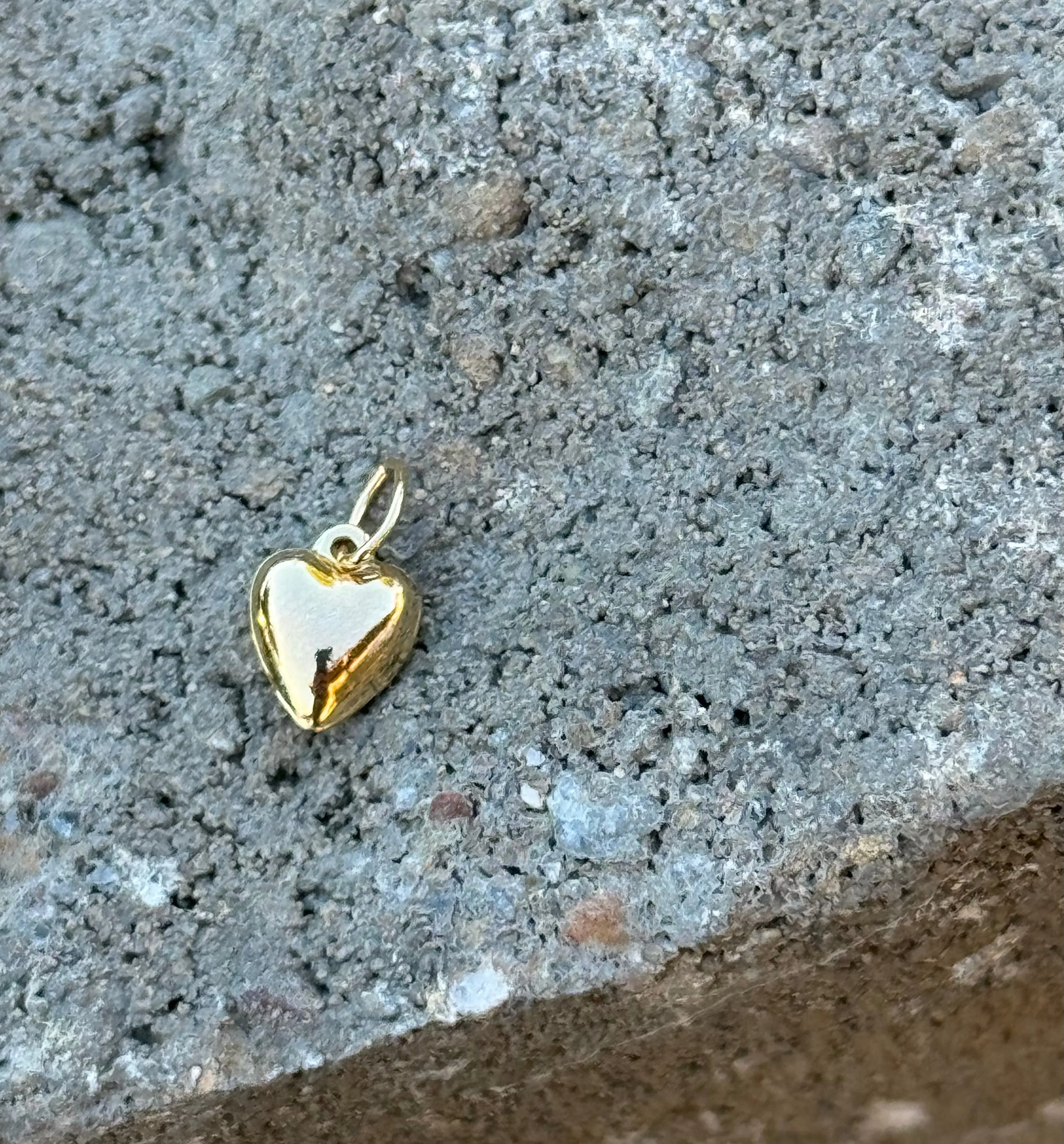 Dangling Heart Ring