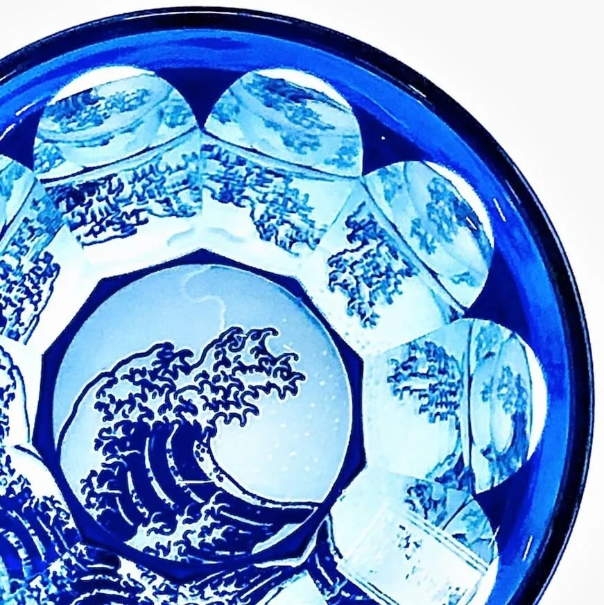 Edo Kiriko Glass Tumbler - The Great Wave off Kanagawa by Katsushika Hokusai (Lapis Lazuli × Light Blue)