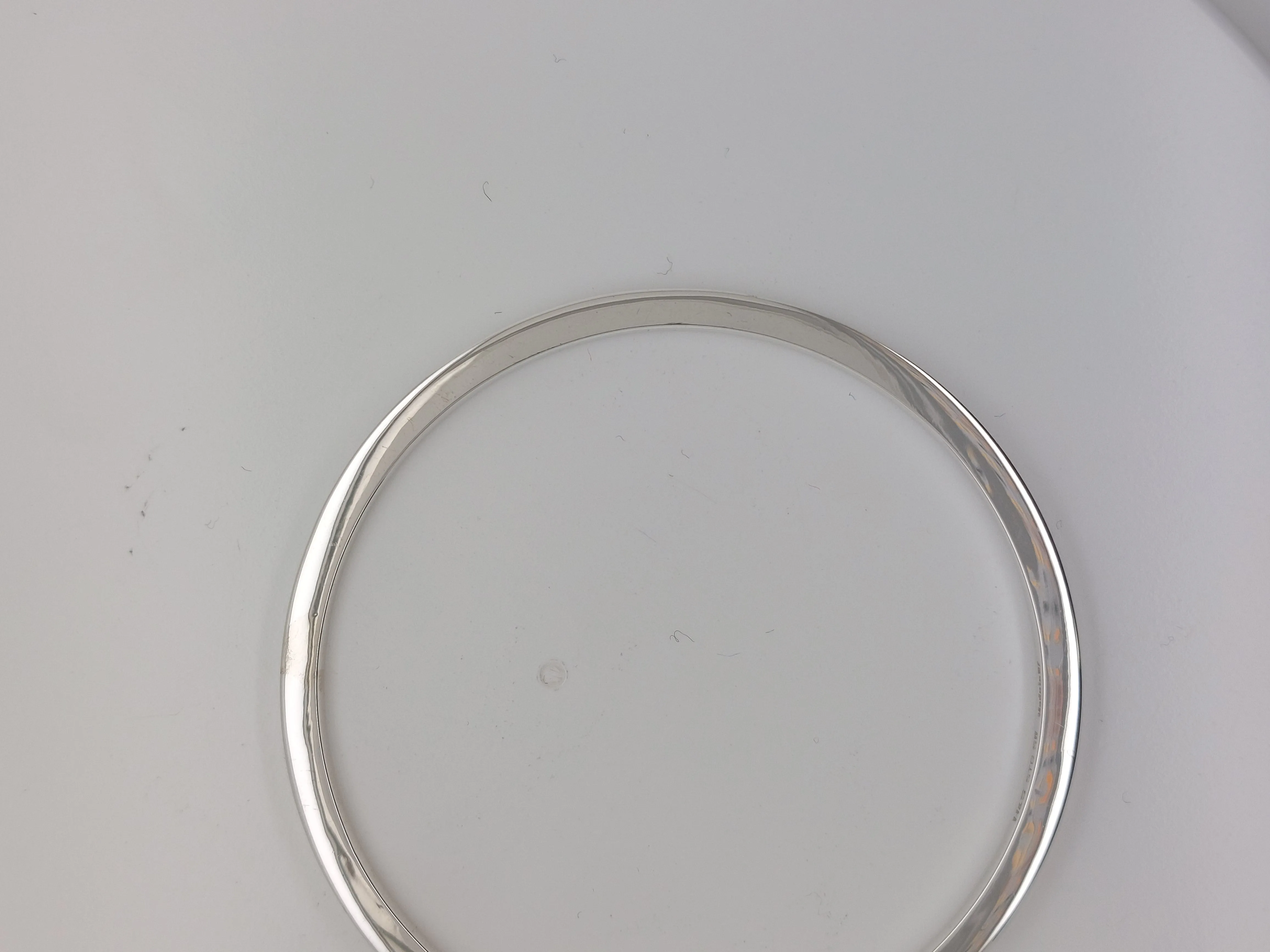 Fine Square Edge Bangle