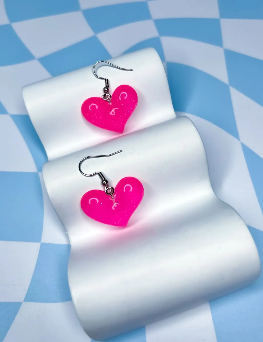 HEART STOPPER EARRINGS - PINK