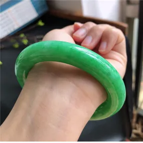 Natural Jade Bangle Jadeite Bangle Internal Diameter 57.5mm A1031505