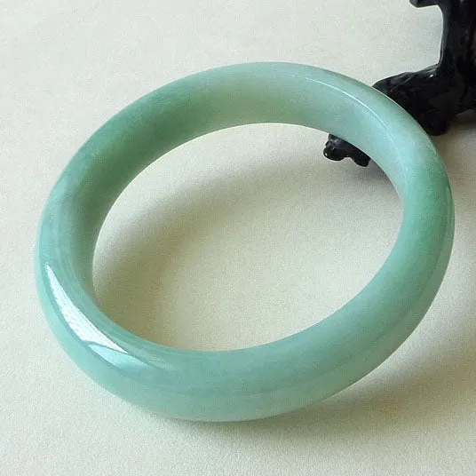 Natural Jade Bangle Jadeite Bangle Internal Diameter 59mm BER003