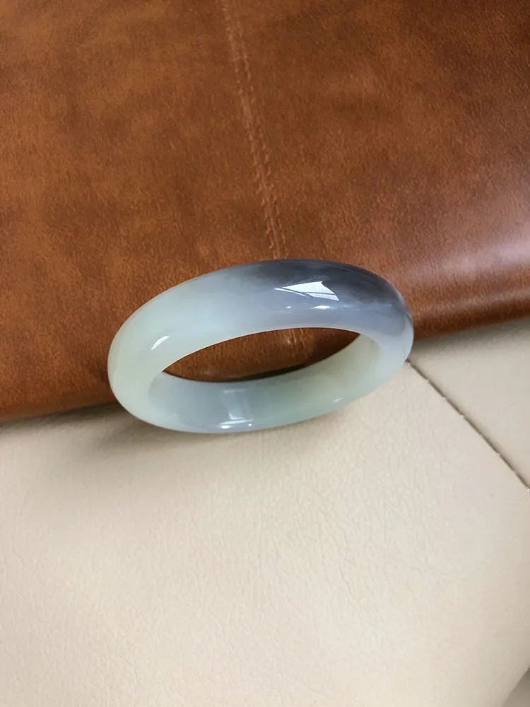 Natural Jade Bangle Nephrite Bangle Internal Diameter 55.5mm NBE045