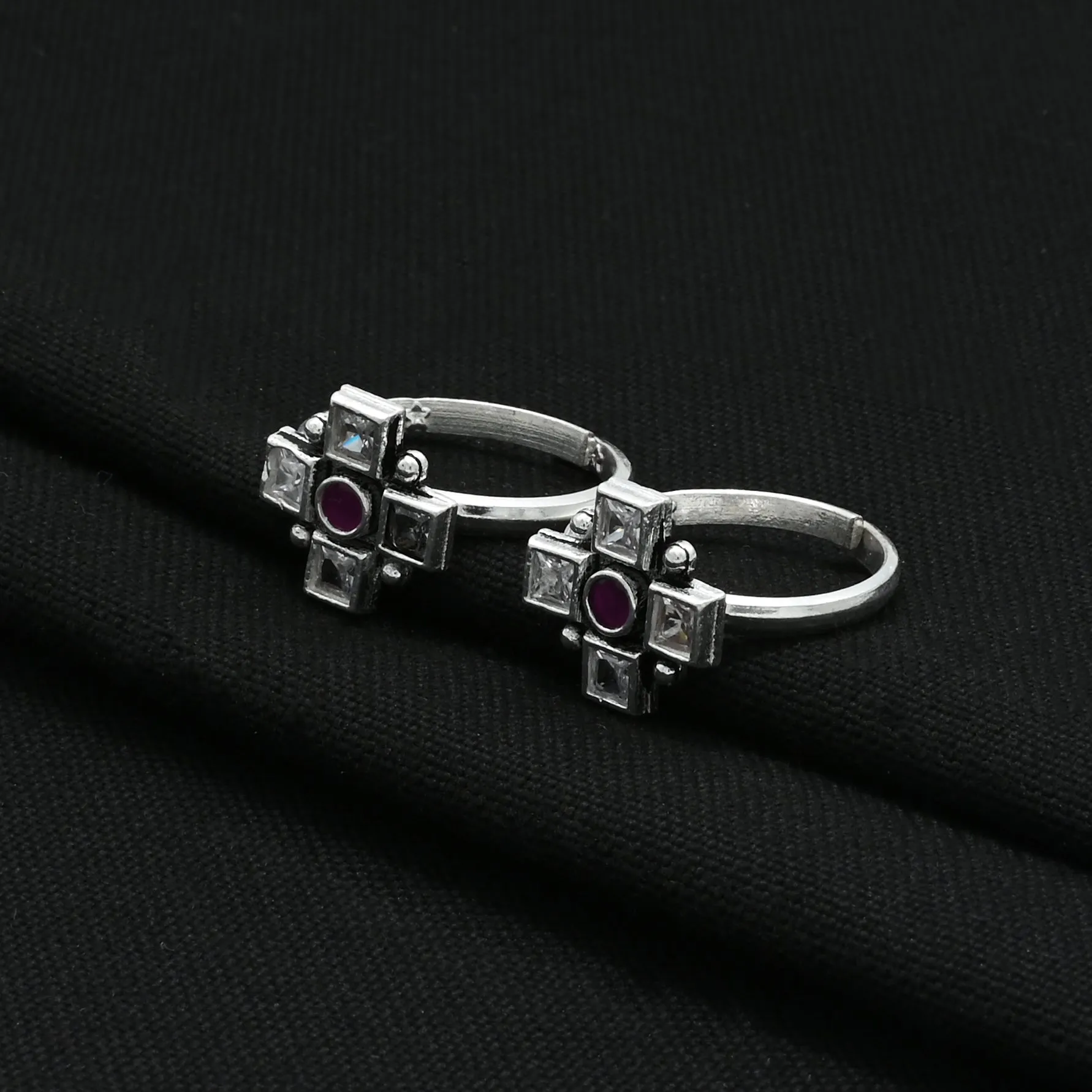 Silver Classy Purple Toe Ring