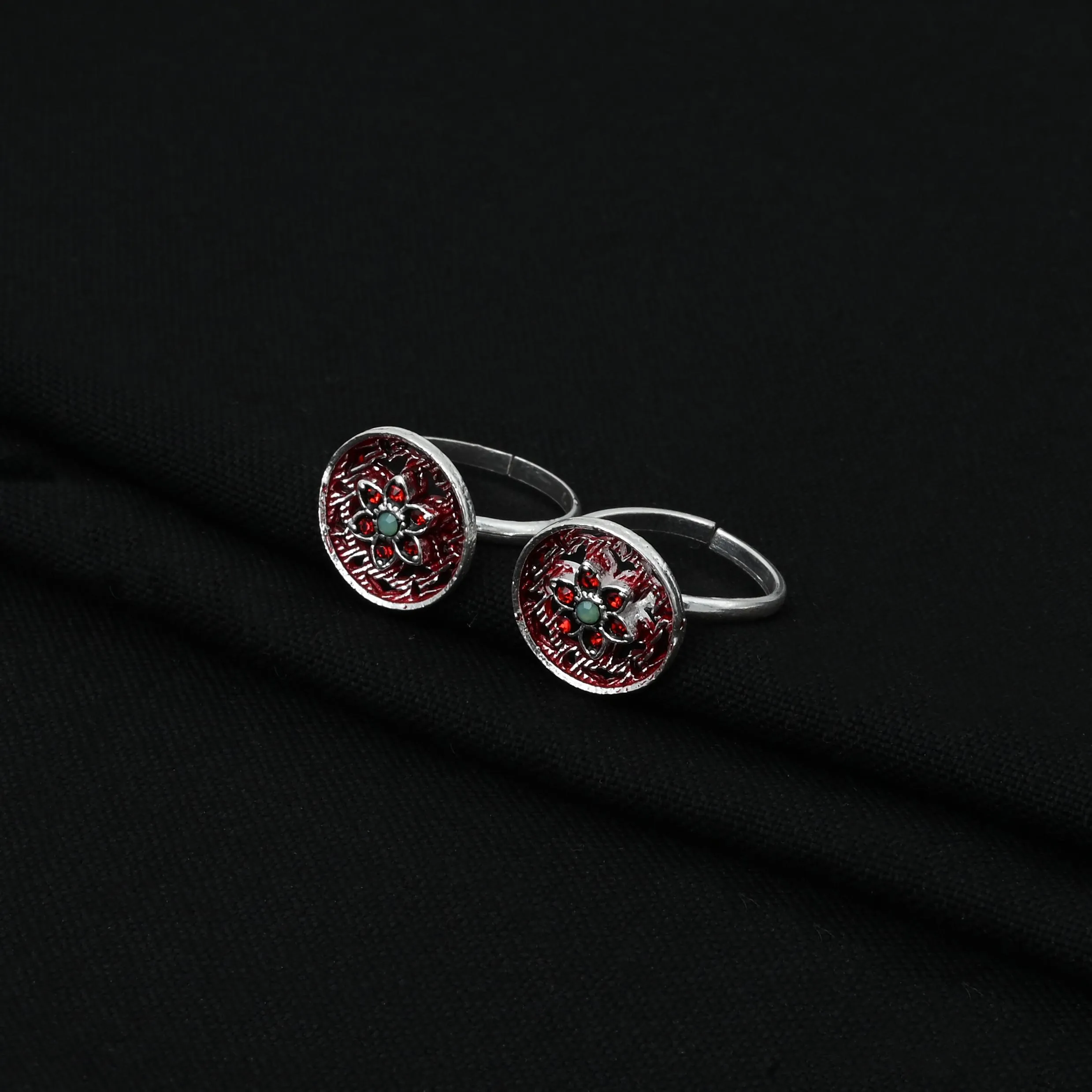 Silver Ultimate Red Floral Beauty Toe Rings