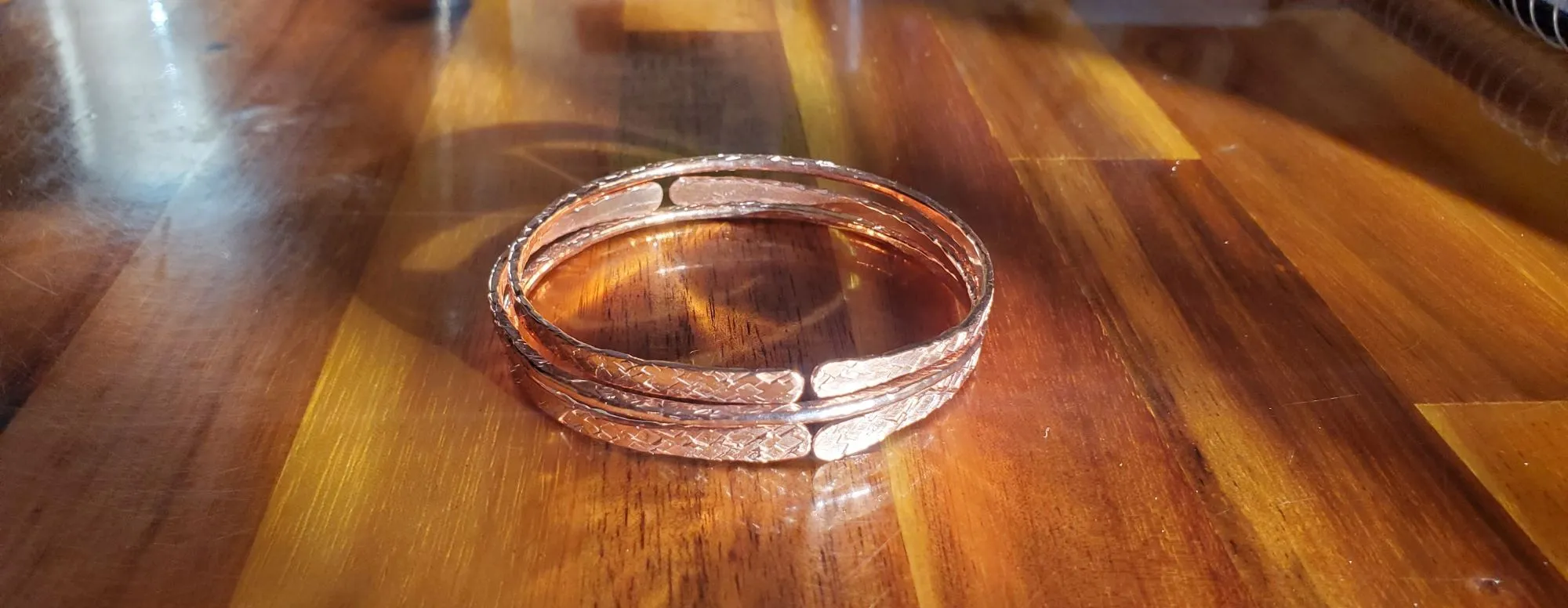 Stackable Hammered Double Canted Angle Bangles