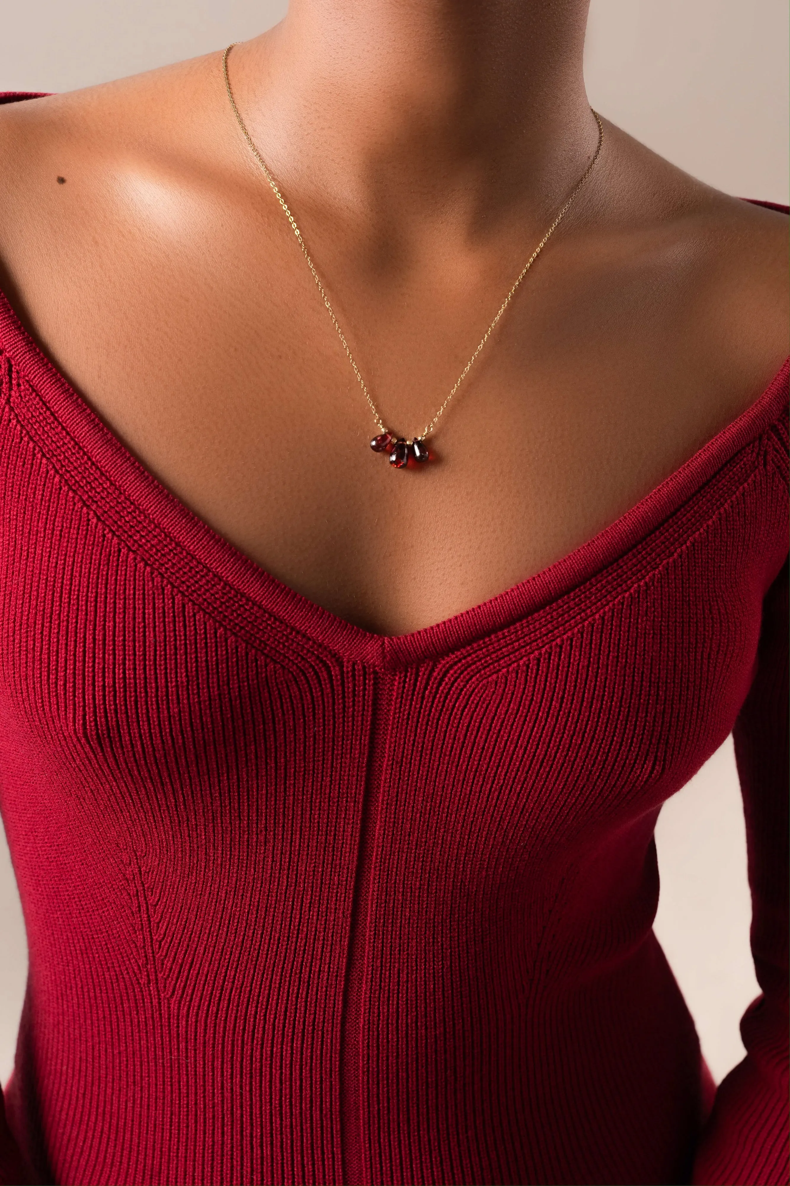 Vera Garnet Necklace