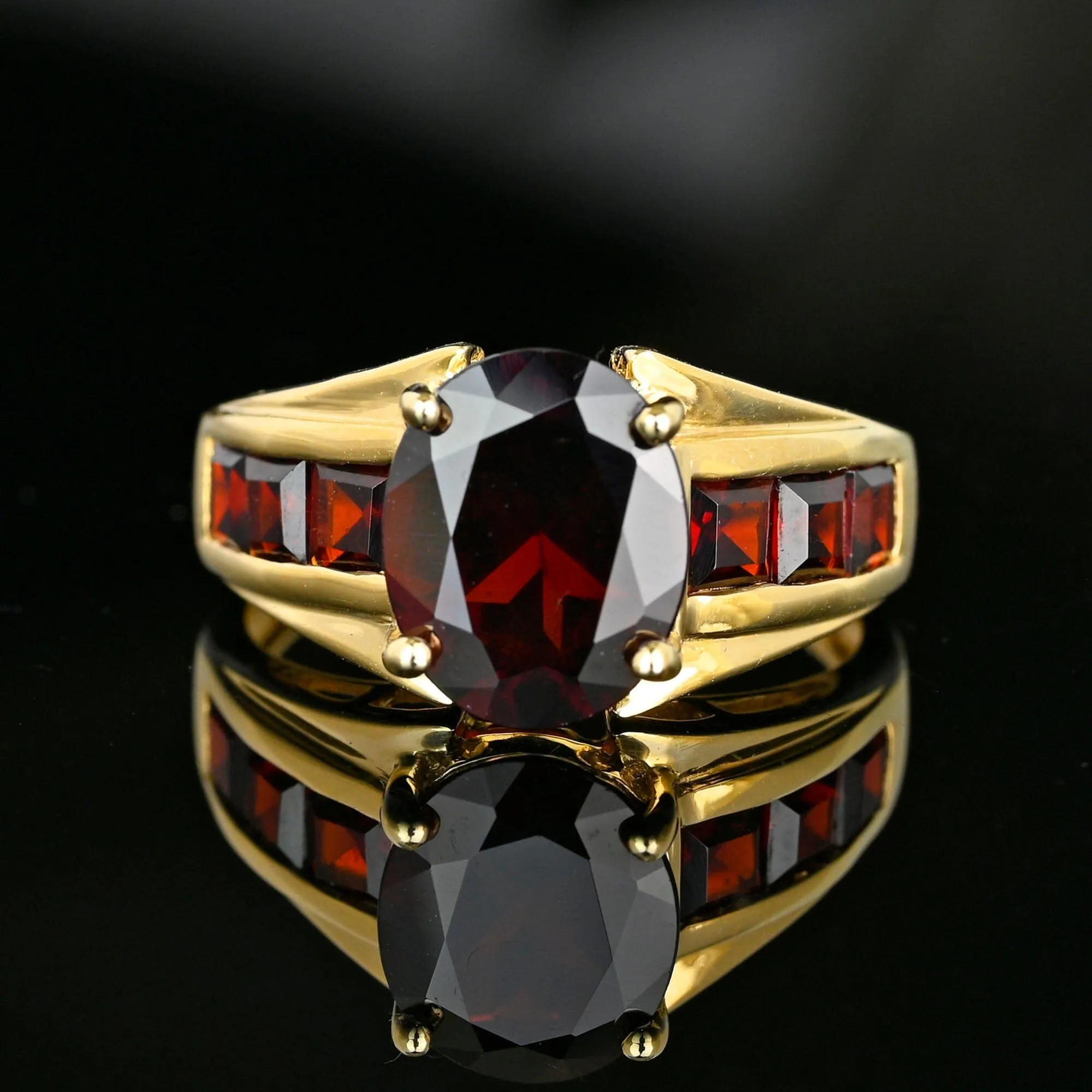 Vintage 10K Gold Channel Set Statement Oval Garnet Ring